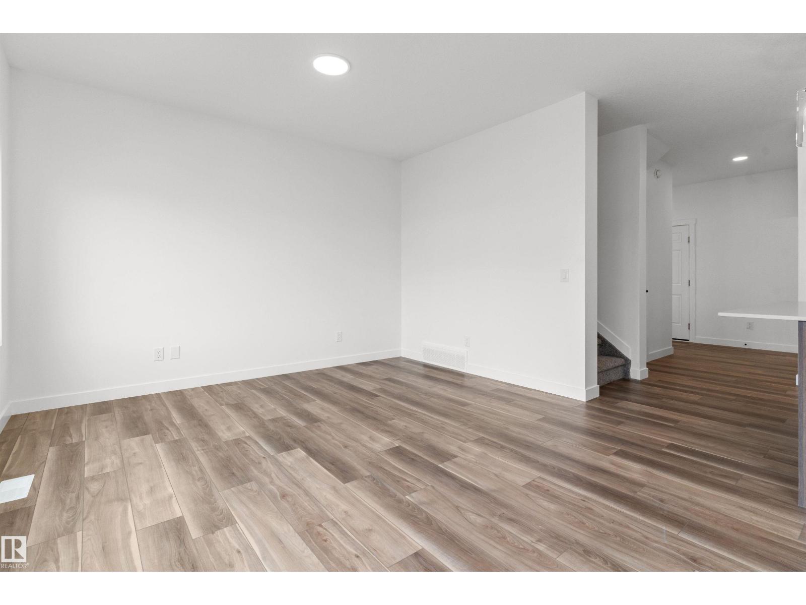 1192 South Creek Wd, Stony Plain, Alberta  T7Z 0P5 - Photo 5 - E4476656