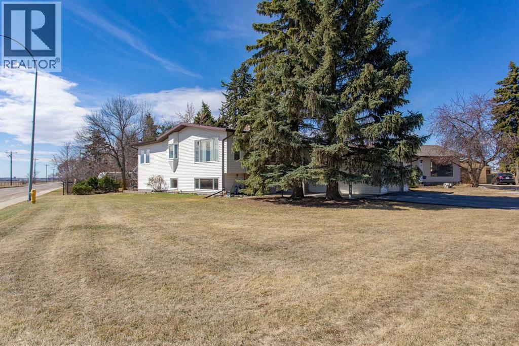 13 43 Avenueclose, Lacombe, Alberta  T4L 1V8 - Photo 2 - A2303610