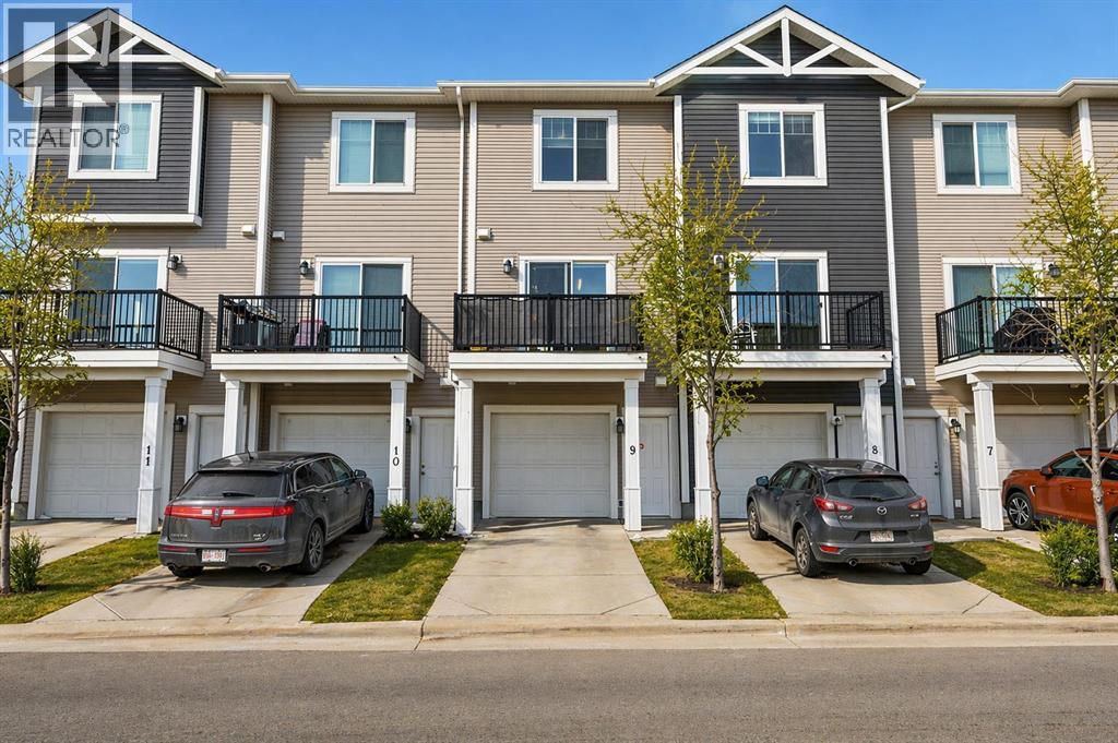 9, 300 Marina Drive, Chestermere, Alberta