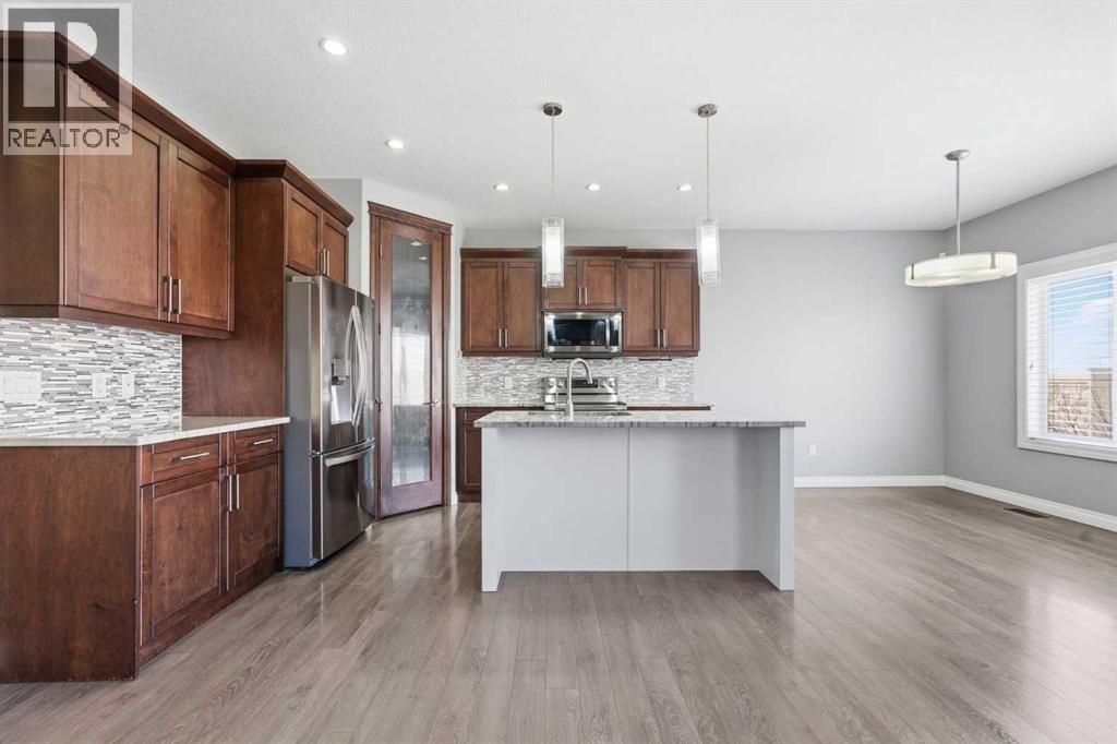 196 Evansborough Way NW, Calgary, Alberta  T3P 0N9 - Photo 6 - A2299720