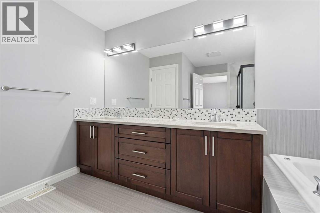 196 Evansborough Way NW, Calgary, Alberta  T3P 0N9 - Photo 27 - A2299720