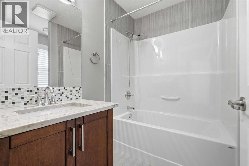 196 Evansborough Way NW, Calgary, Alberta  T3P 0N9 - Photo 35 - A2299720