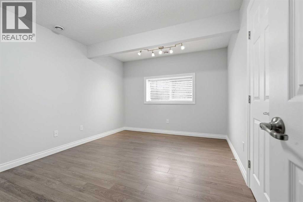 196 Evansborough Way NW, Calgary, Alberta  T3P 0N9 - Photo 39 - A2299720