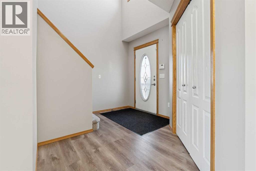 111 Luxstone Crescent SW, Airdrie, Alberta  T4B 2W8 - Photo 5 - A2301491