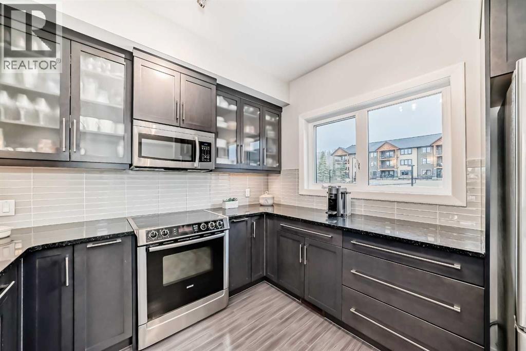 405 Valley Ridge Manor NW, Calgary, Alberta  T3B 6C4 - Photo 14 - A2302399