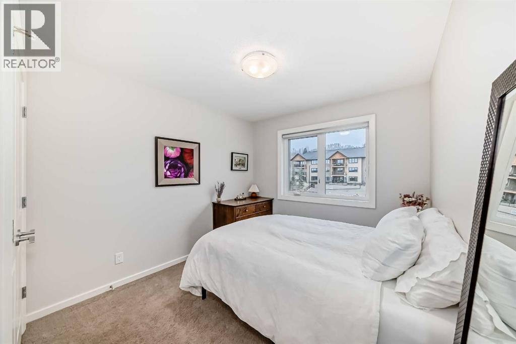 405 Valley Ridge Manor NW, Calgary, Alberta  T3B 6C4 - Photo 22 - A2302399