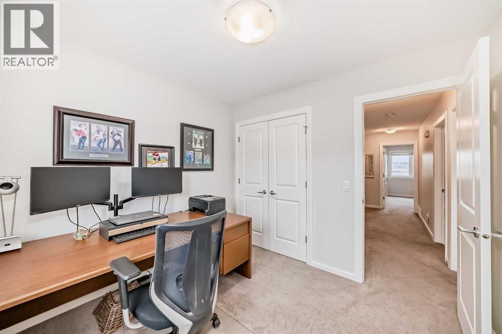 405 Valley Ridge Manor NW, Calgary, Alberta  T3B 6C4 - Photo 25 - A2302399