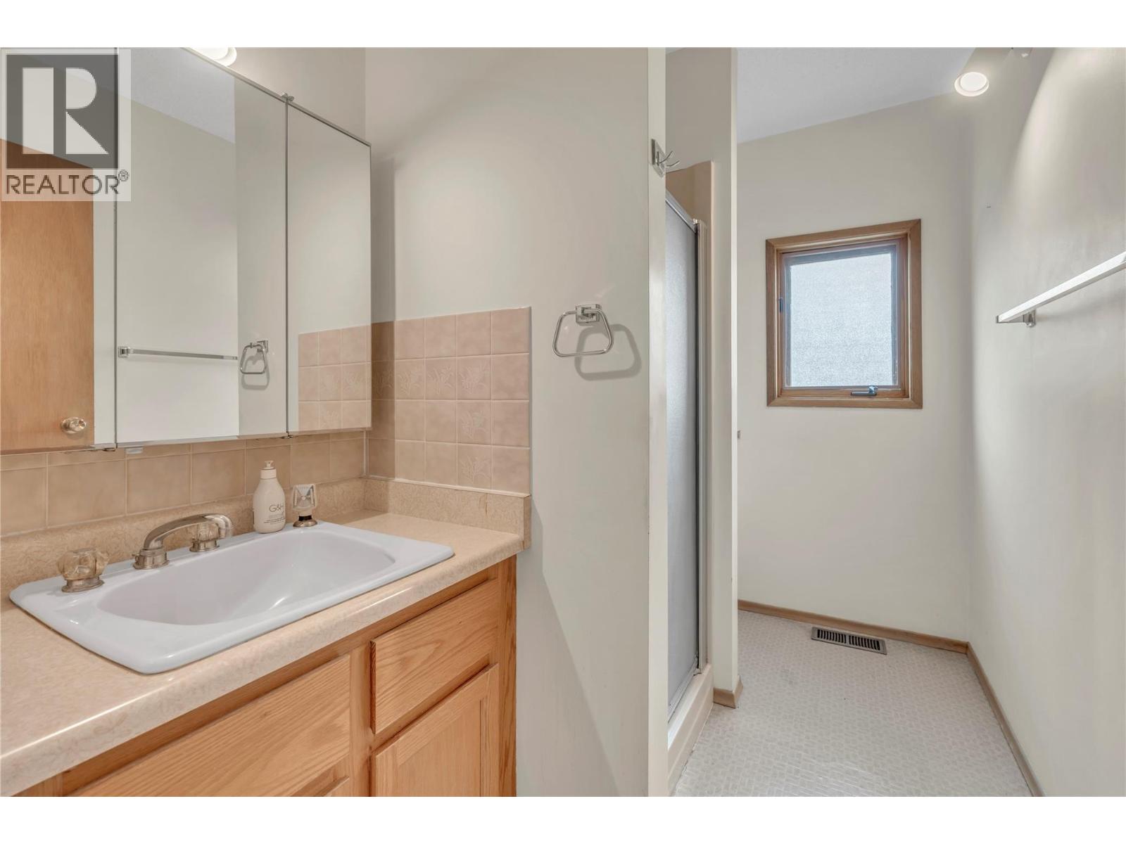 418 Panorama Crescent, Okanagan Falls, British Columbia  V0H 1R5 - Photo 27 - 10384708