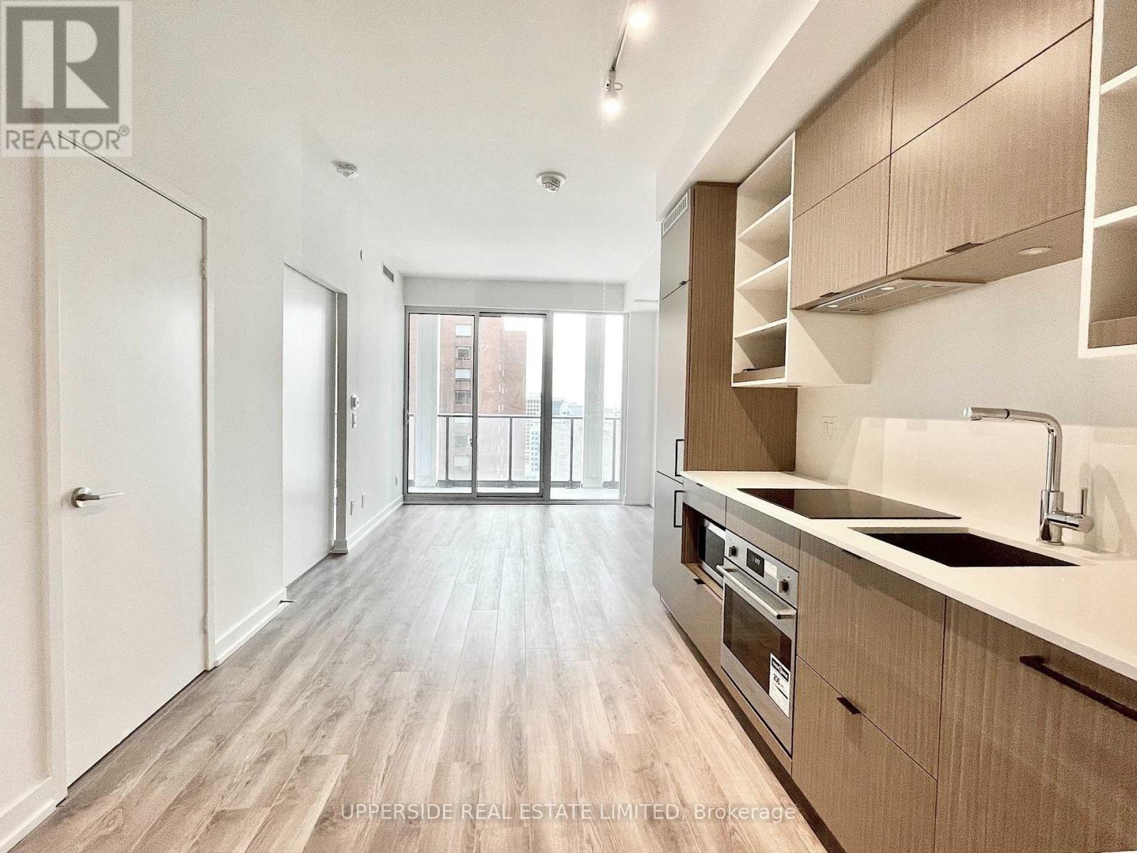 1014 - 20 Edward Street W, Toronto, Ontario  M5G 1C9 - Photo 3 - C13038150