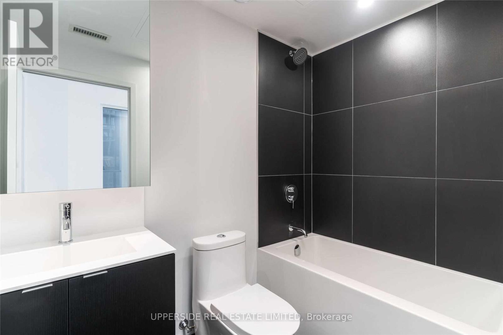 1014 - 20 Edward Street W, Toronto, Ontario  M5G 1C9 - Photo 5 - C13038150