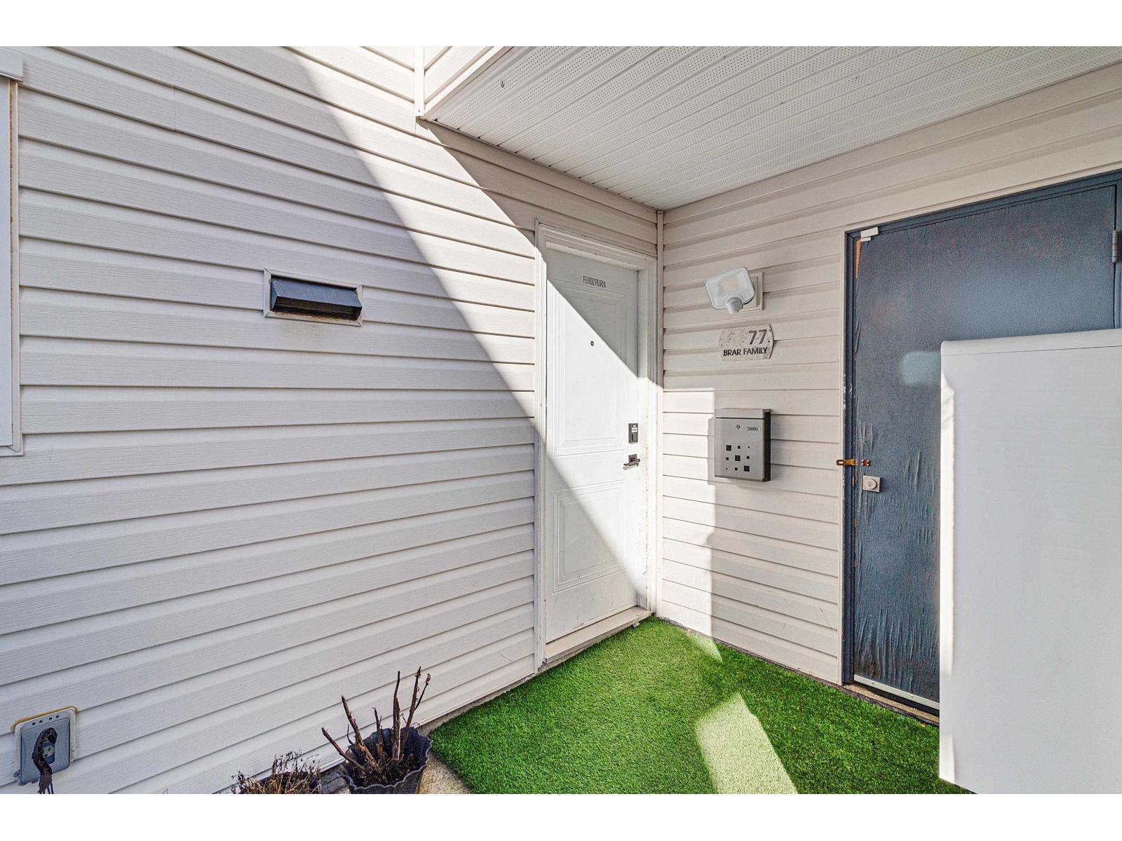 77 6657 138 Street, Surrey, British Columbia  V3W 5G7 - Photo 25 - R3115260