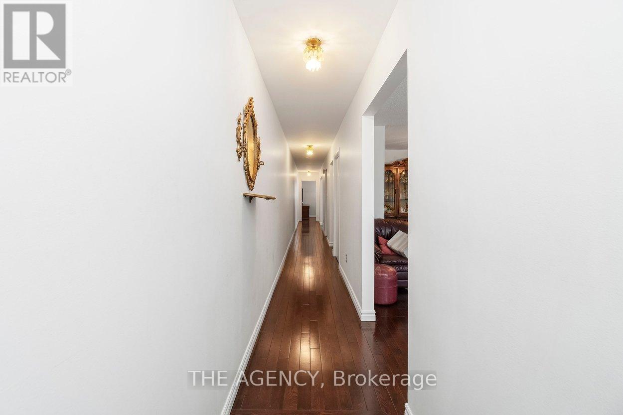 402 Kingston Road, Toronto, Ontario  M4L 1T9 - Photo 12 - E13038130