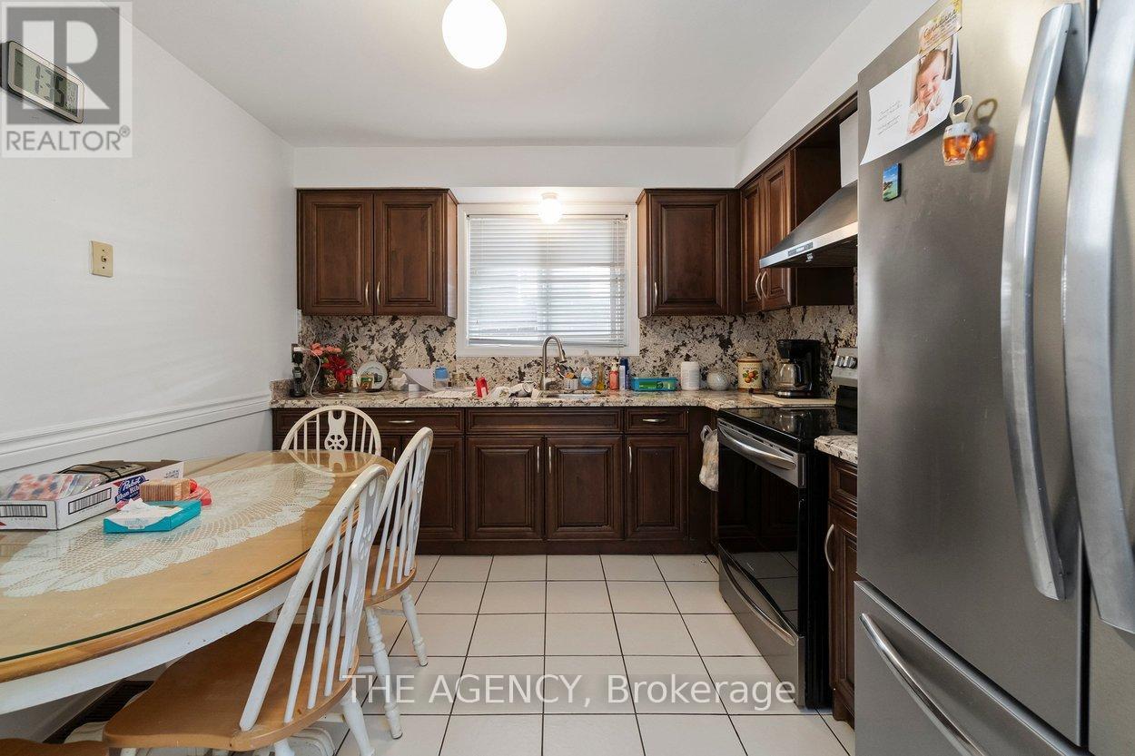 402 Kingston Road, Toronto, Ontario  M4L 1T9 - Photo 13 - E13038130