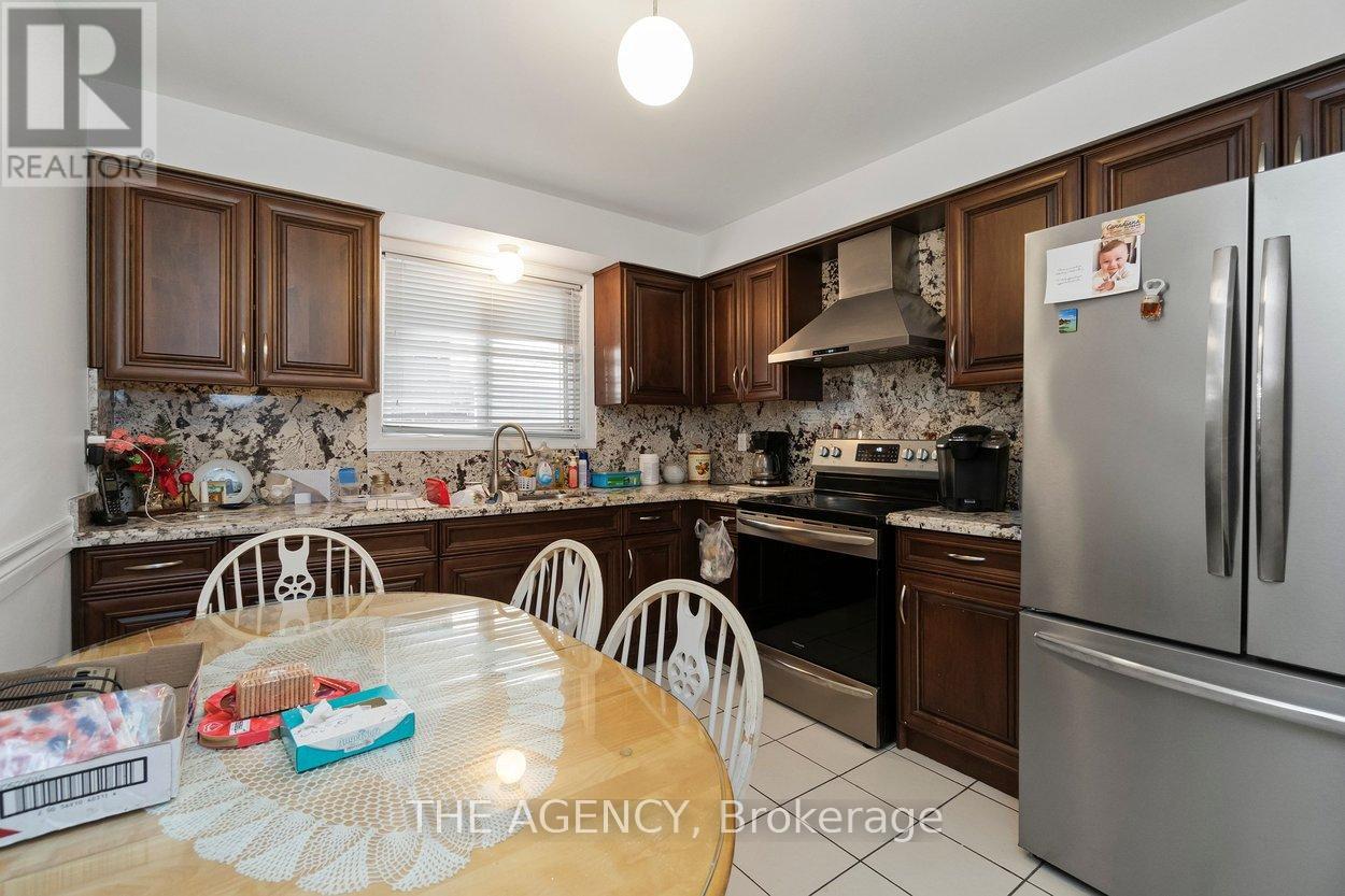 402 Kingston Road, Toronto, Ontario  M4L 1T9 - Photo 14 - E13038130