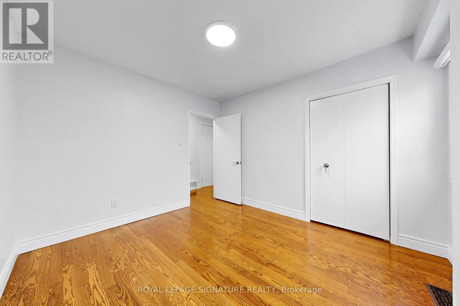 24 Laureleaf Road, Markham, Ontario  L3T 2X5 - Photo 36 - N13038132