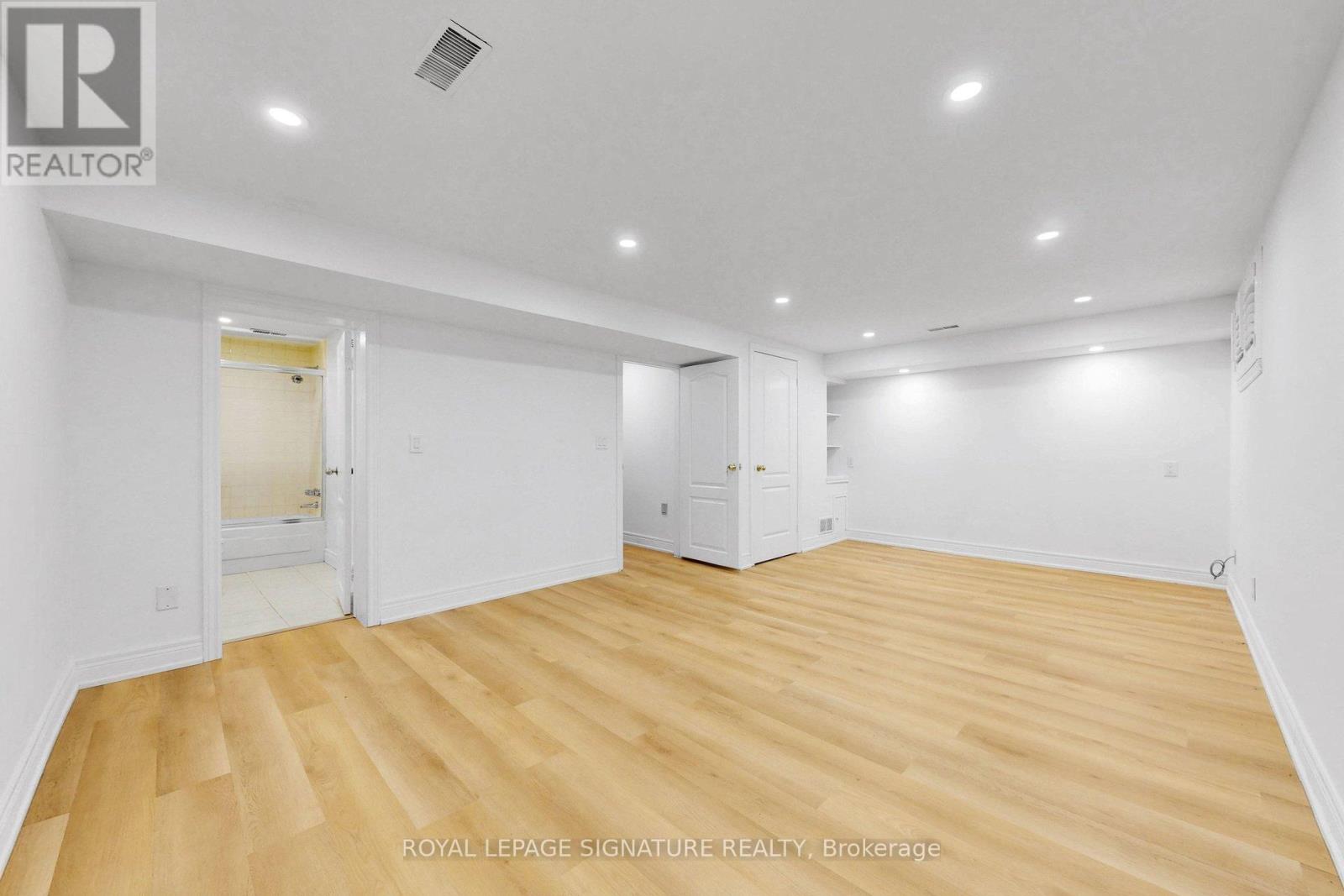 24 Laureleaf Road, Markham, Ontario  L3T 2X5 - Photo 42 - N13038132