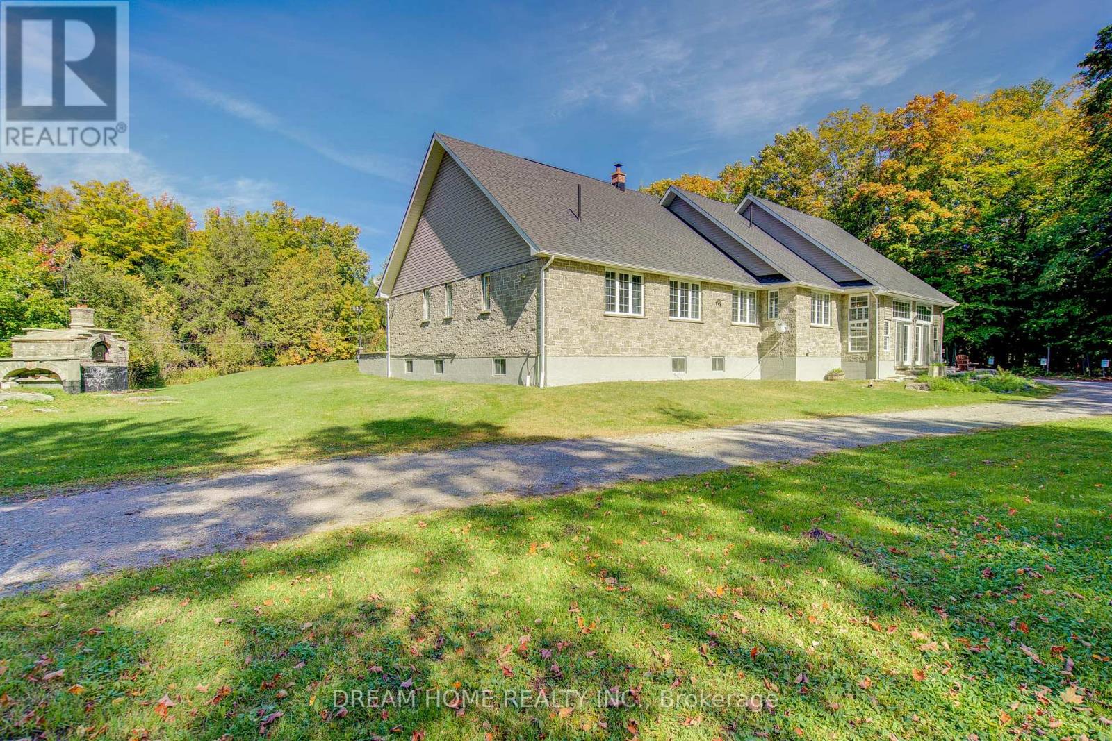 1119 Sajnovic Place, Ramara, Ontario  L3V 0L8 - Photo 3 - S13038124