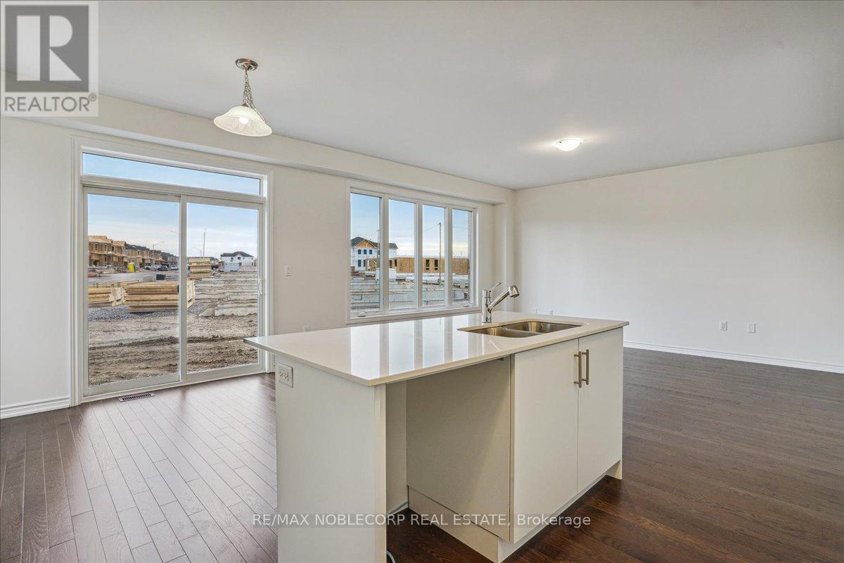 259 Madelaine Drive, Barrie, Ontario  L9J 0P4 - Photo 22 - S13038234