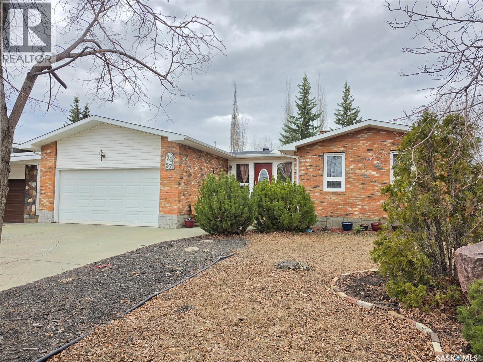 2157 Douglas AVENUE, North Battleford, Saskatchewan