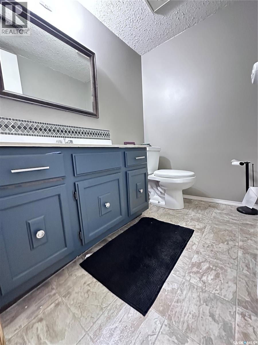 2157 Douglas Avenue, North Battleford, Saskatchewan  S9A 3J1 - Photo 33 - SK033812