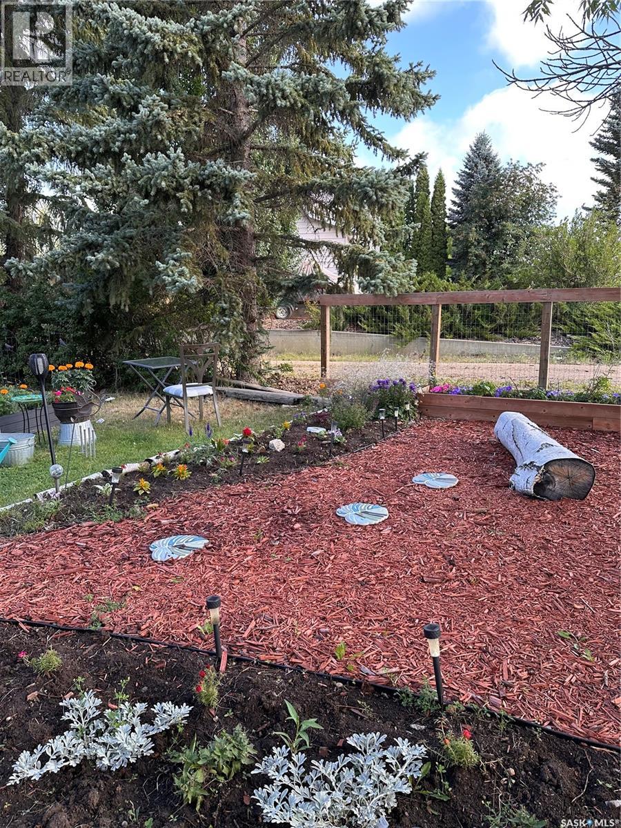 2157 Douglas Avenue, North Battleford, Saskatchewan  S9A 3J1 - Photo 39 - SK033812