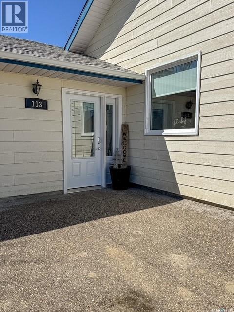 113 1st Street, Swift Current Rm No. 137, Saskatchewan  S9H 4V1 - Photo 2 - SK033764