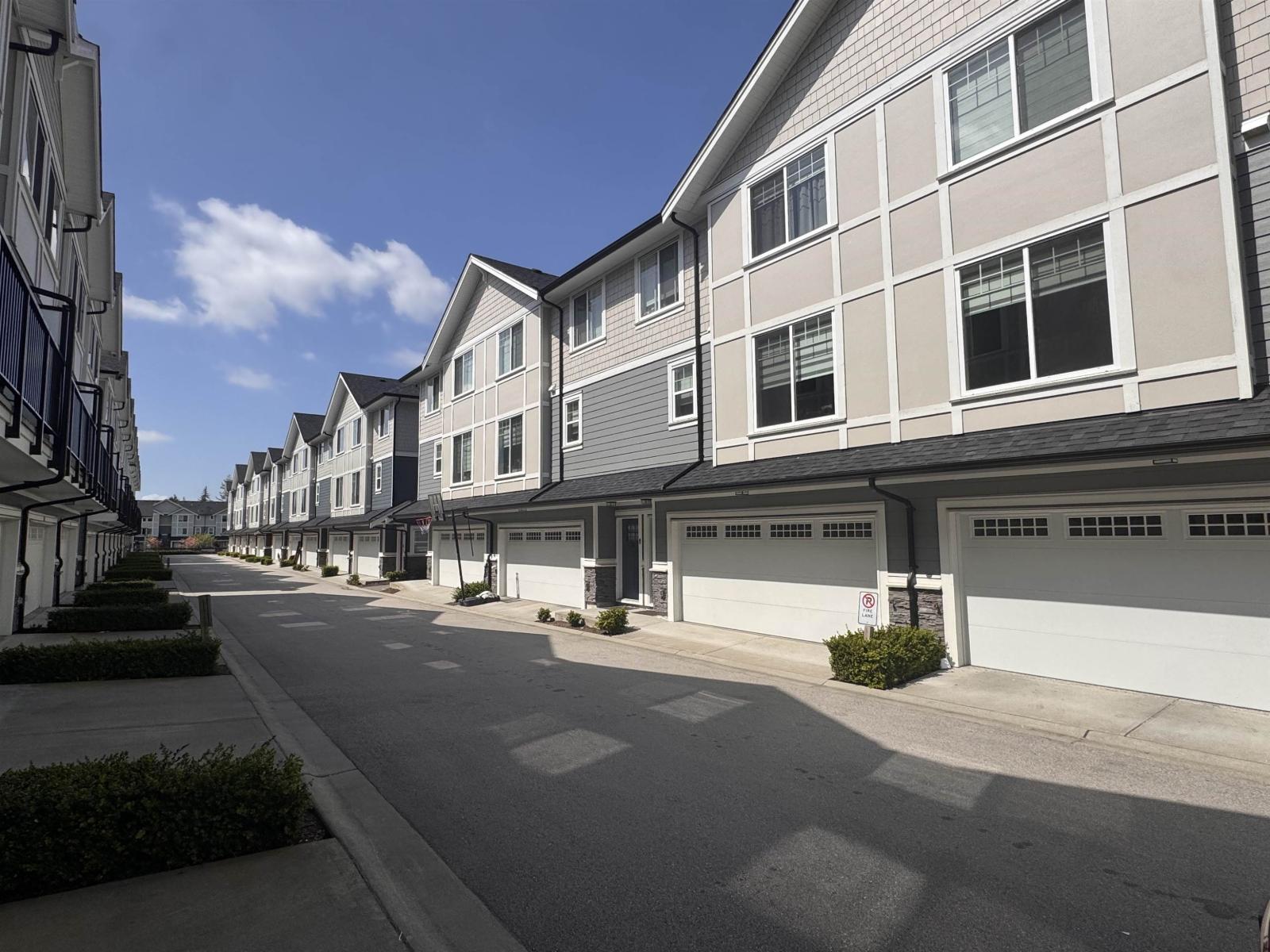 31 19501 74 Avenue, Surrey, British Columbia  V4N 6V7 - Photo 2 - R3113751