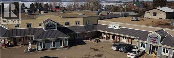 103, 5015 50 Street, Sylvan Lake, Alberta