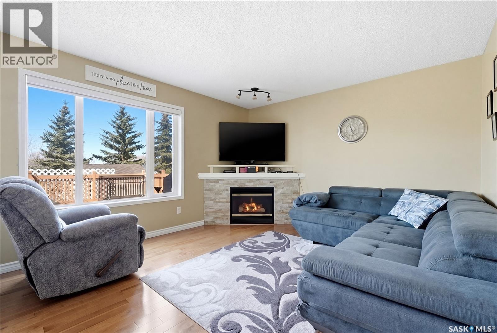 1614 Rousseau Crescent, Regina, Saskatchewan  S4X 4L8 - Photo 5 - SK033737