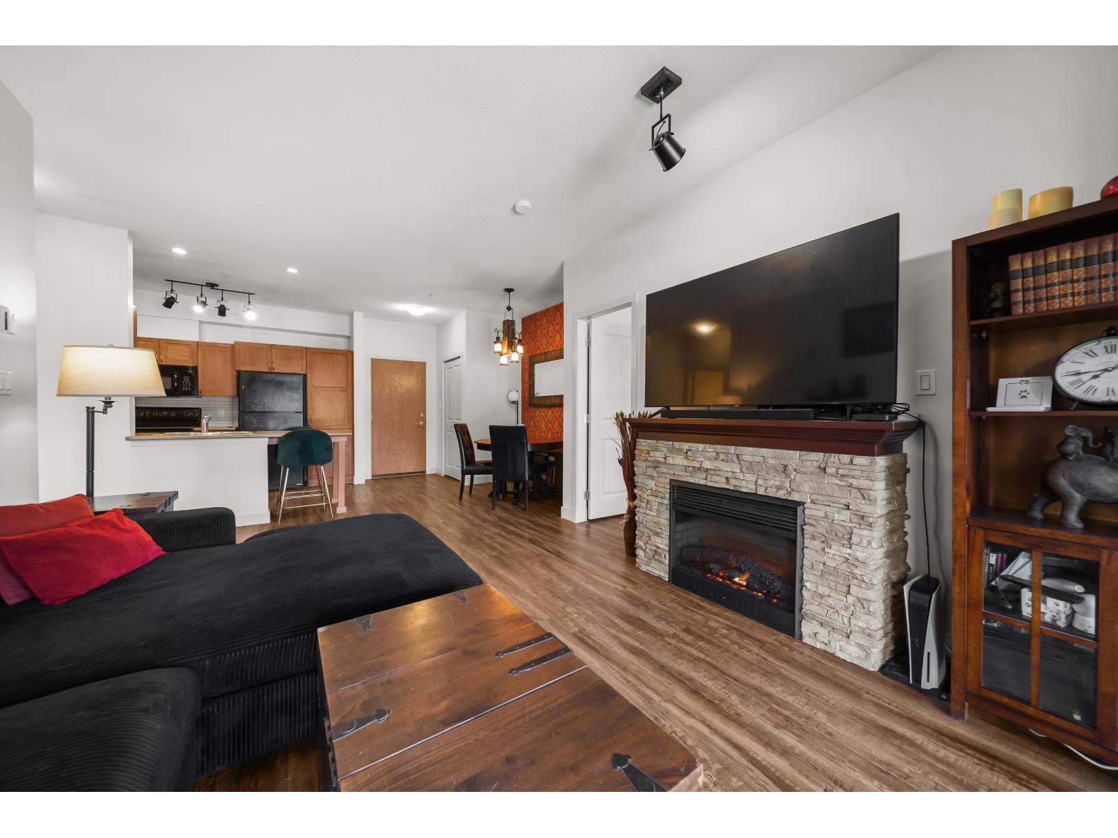 315 33318 E Bourquin Crescent, Abbotsford, British Columbia  V2S 0A6 - Photo 7 - R3111640