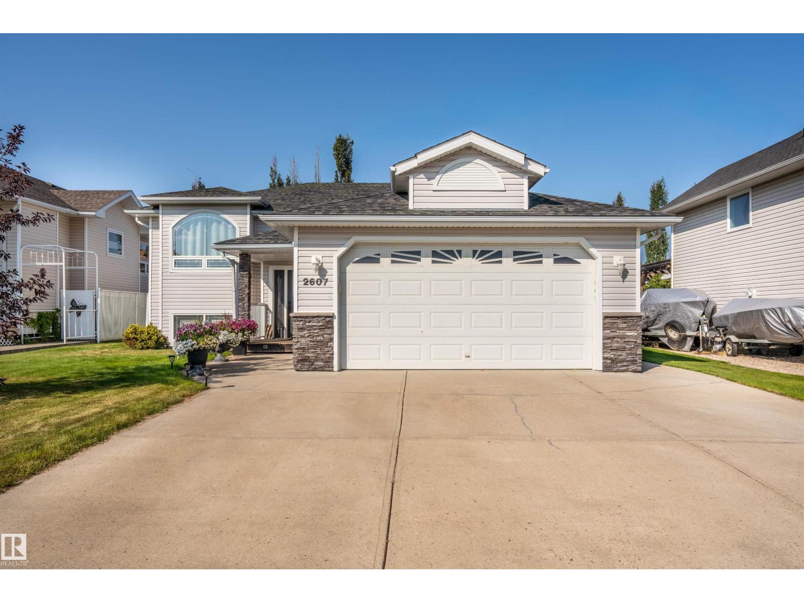 2607 6A AV, cold lake, Alberta