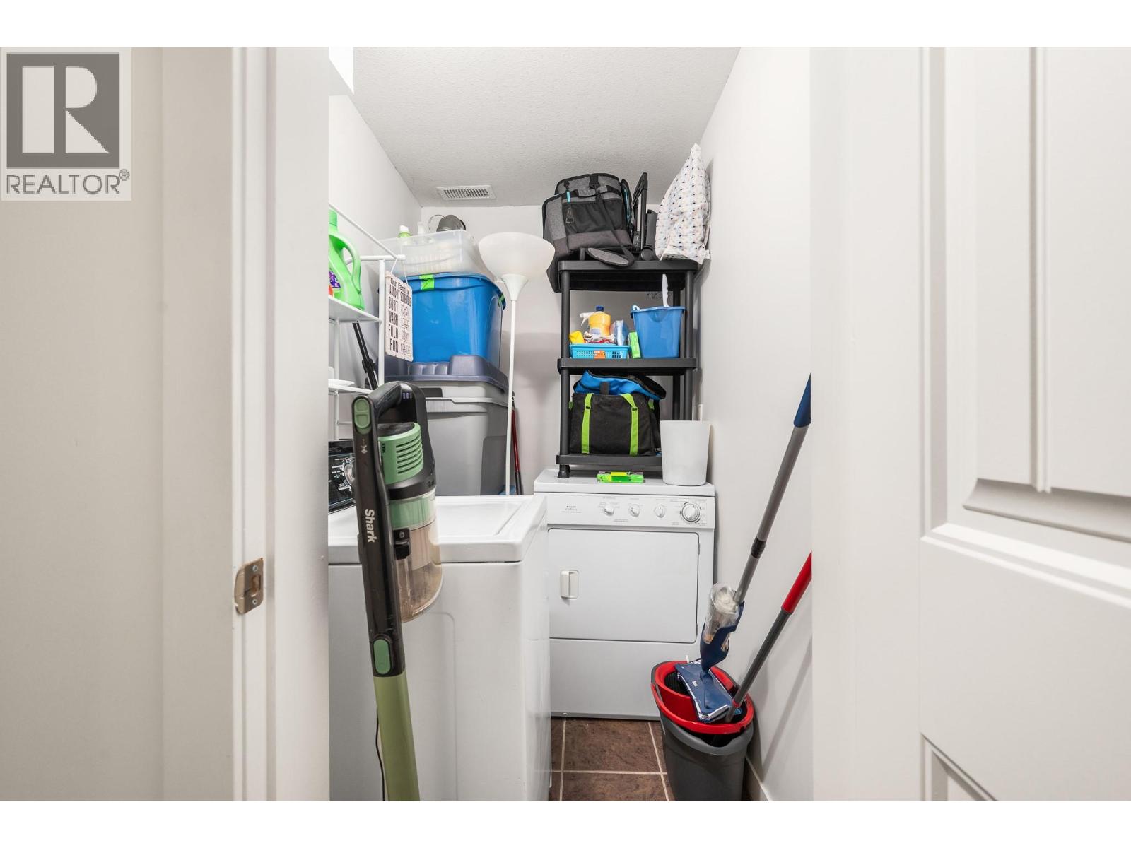 991 Mt Begbie Drive, Vernon, British Columbia  V1B 2Z5 - Photo 30 - 10383161