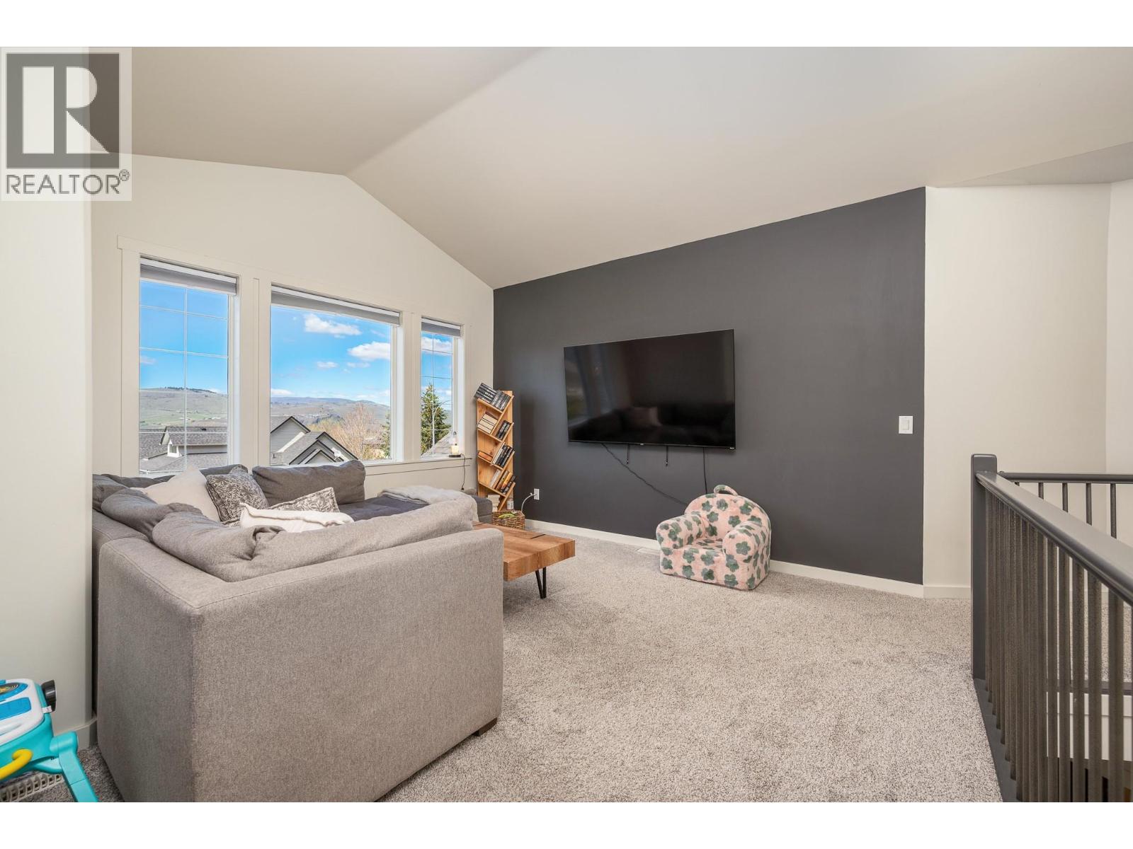 991 Mt Begbie Drive, Vernon, British Columbia  V1B 2Z5 - Photo 15 - 10383161