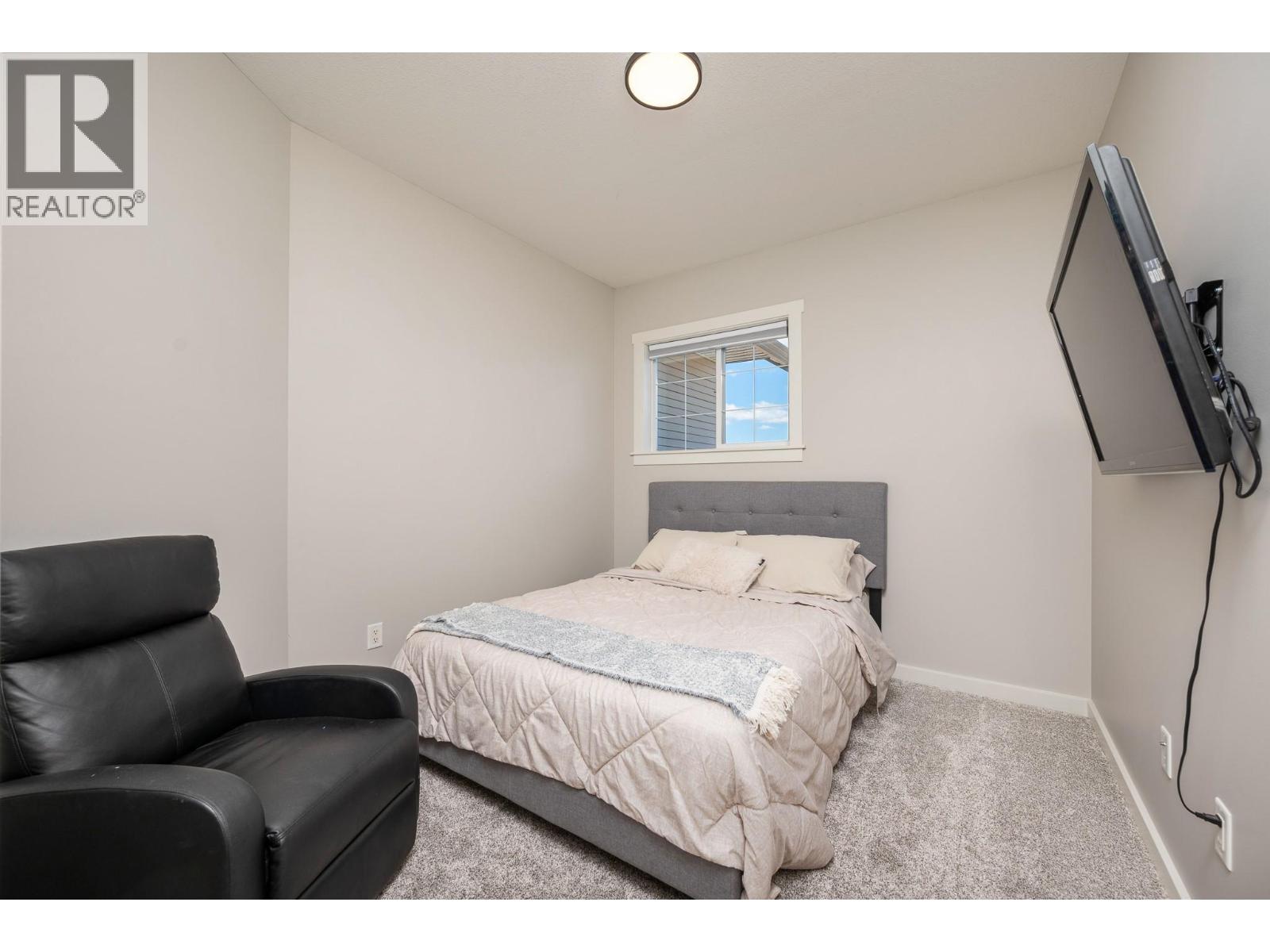 991 Mt Begbie Drive, Vernon, British Columbia  V1B 2Z5 - Photo 18 - 10383161