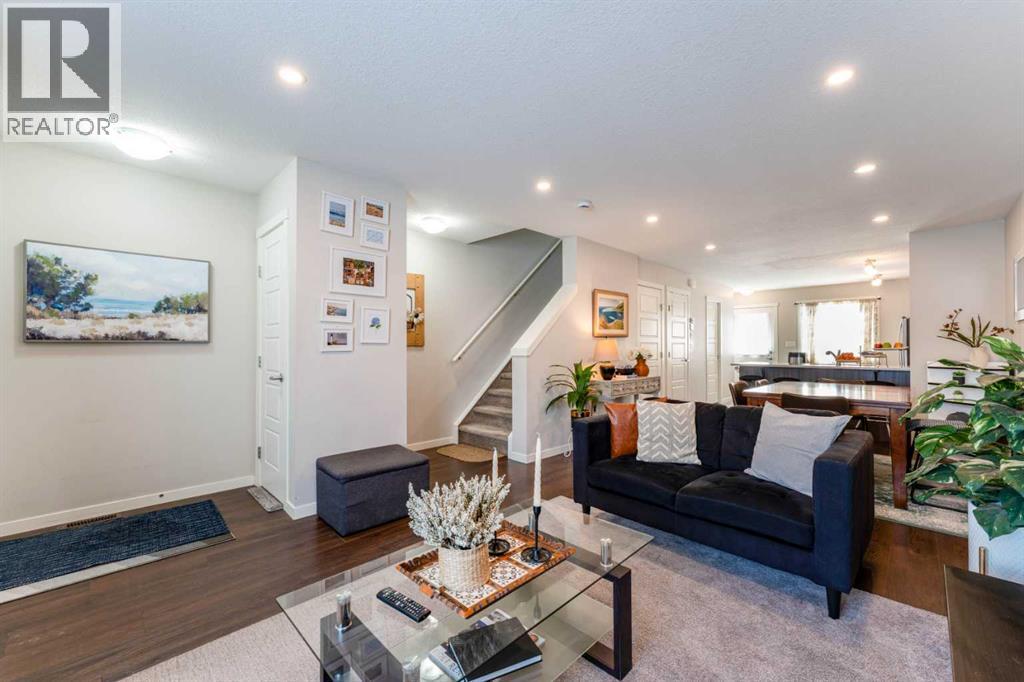 1732, 7451 Falconridge Boulevard Ne, Calgary, Alberta  T3J 0Z8 - Photo 5 - A2297389