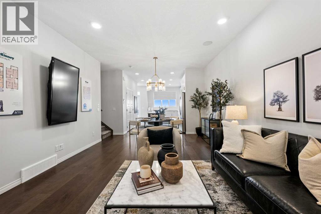 135 Huxland Road Ne, Calgary, Alberta  T2A 5Z9 - Photo 5 - A2300185