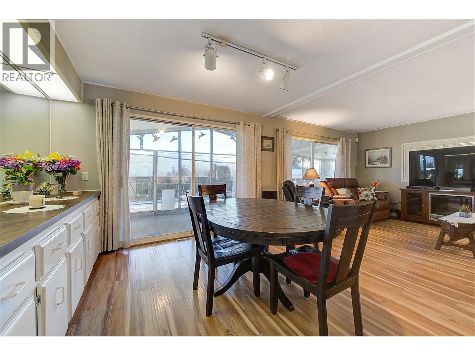 2098 Boucherie Road Unit# 52, West Kelowna, British Columbia  V4T 2A5 - Photo 16 - 10384046