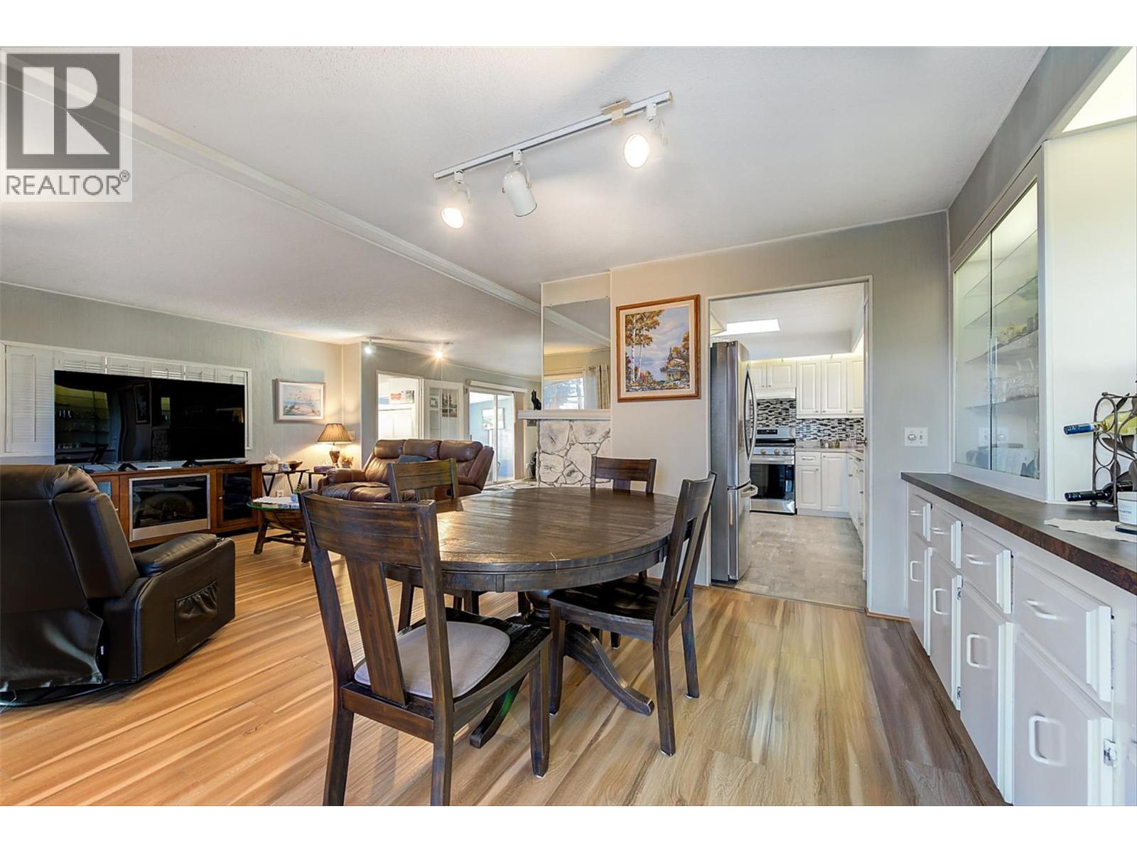 2098 Boucherie Road Unit# 52, West Kelowna, British Columbia  V4T 2A5 - Photo 13 - 10384046