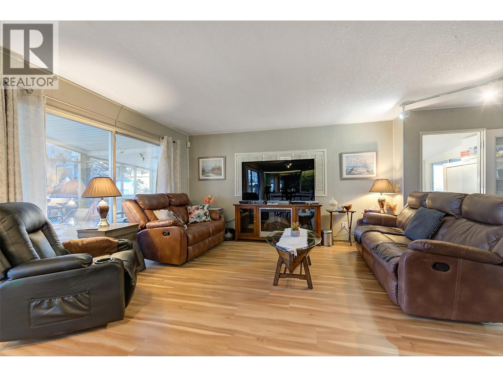 2098 Boucherie Road Unit# 52, West Kelowna, British Columbia  V4T 2A5 - Photo 12 - 10384046