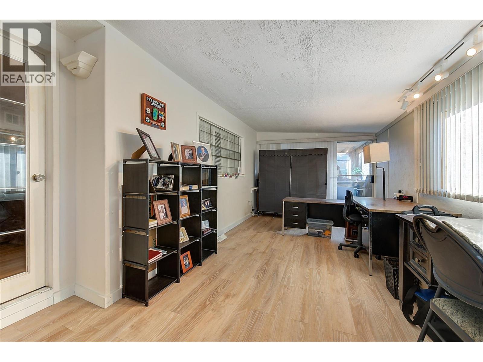 2098 Boucherie Road Unit# 52, West Kelowna, British Columbia  V4T 2A5 - Photo 44 - 10384046