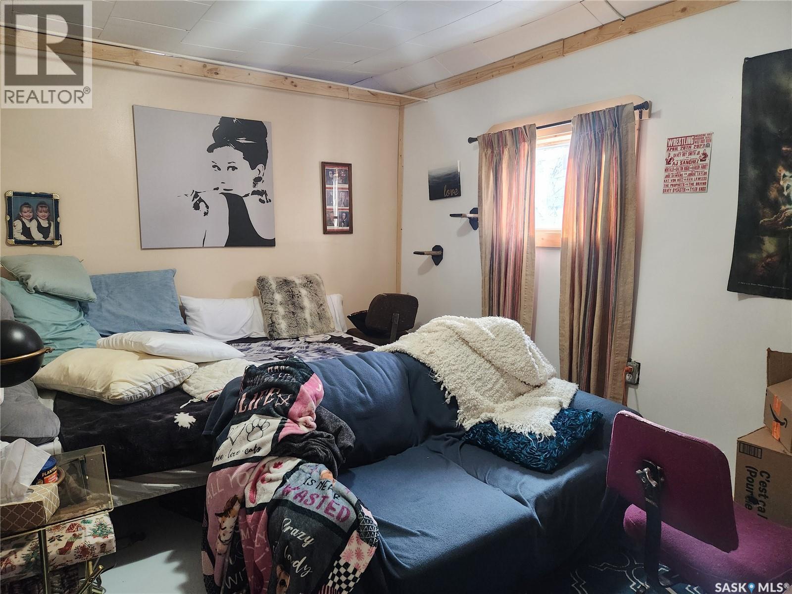 421 4th Street, Chaplin, Saskatchewan  S0H 0V0 - Photo 19 - SK028646