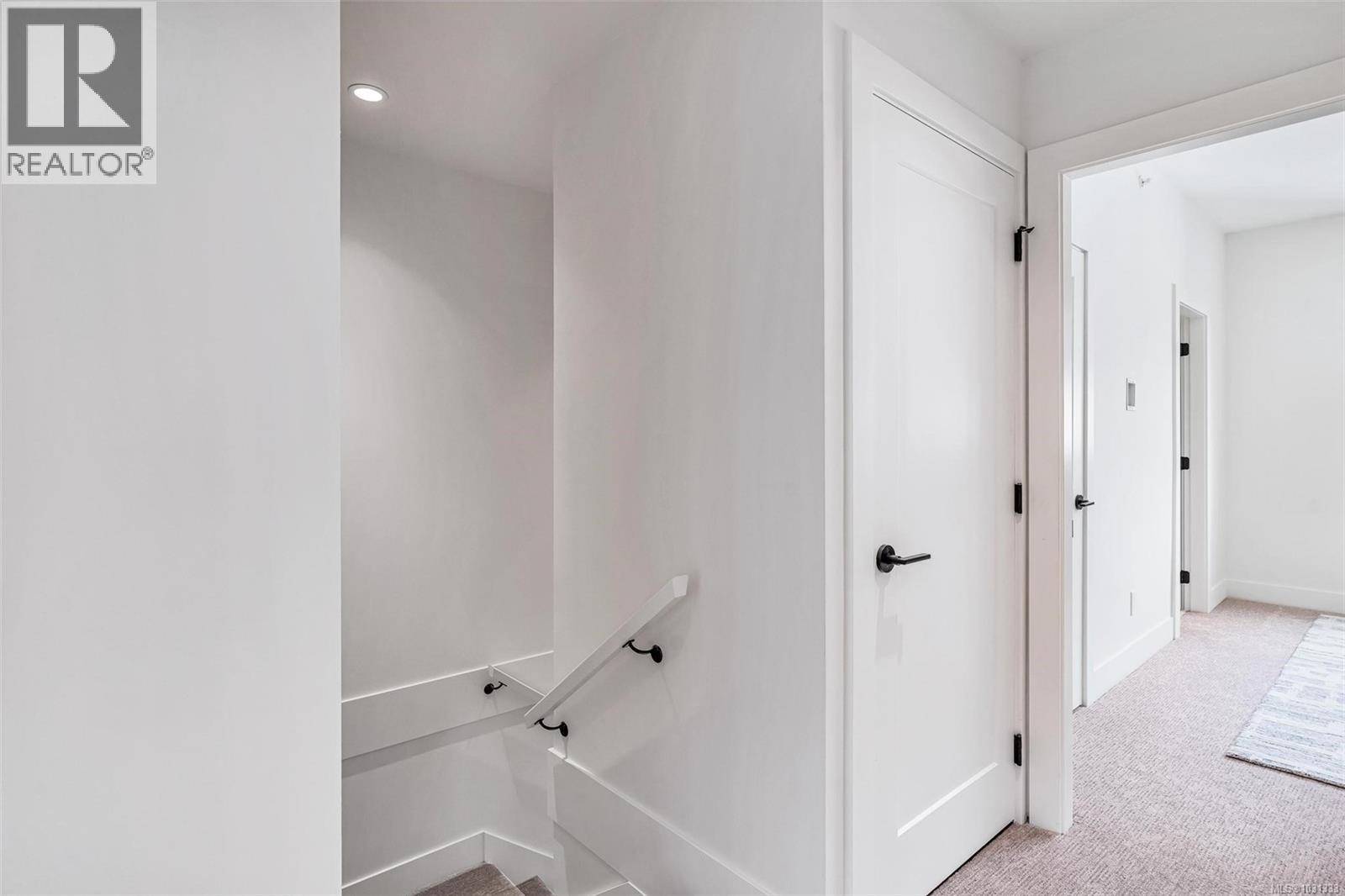 4 10145 Fifth St, Sidney, British Columbia  V8L 2X8 - Photo 18 - 1031333