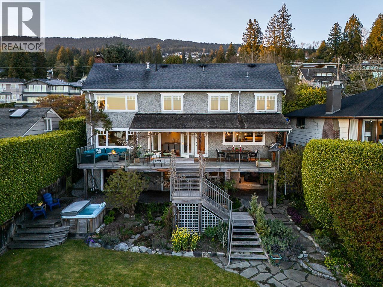 2374 Nelson Avenue, West Vancouver, British Columbia  V7V 2R2 - Photo 37 - R3111861