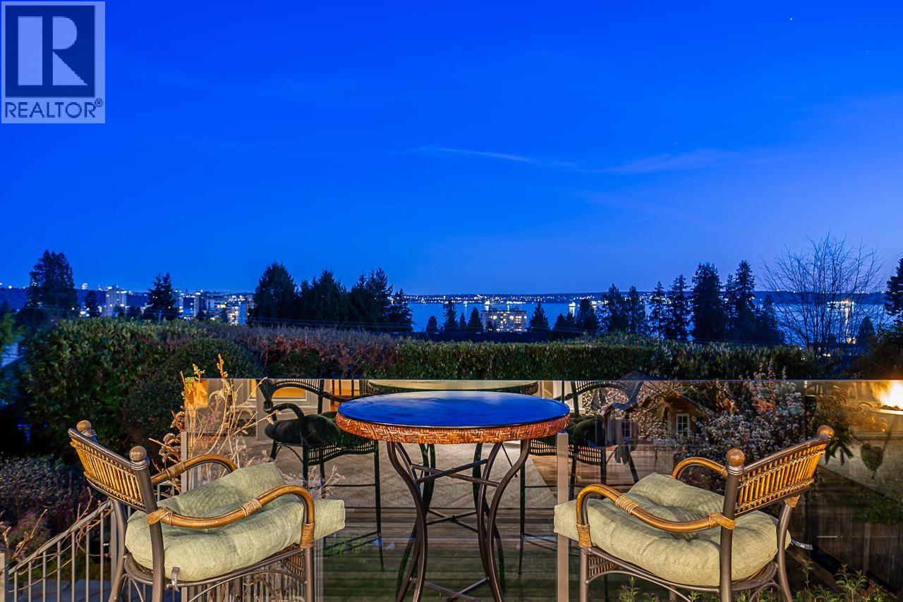 2374 Nelson Avenue, West Vancouver, British Columbia  V7V 2R2 - Photo 25 - R3111861