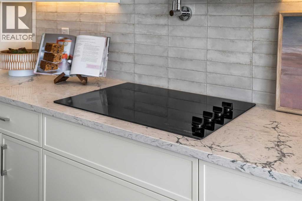 207 Huxland Path NE, Calgary, Alberta  T2A 5Z9 - Photo 11 - A2298338