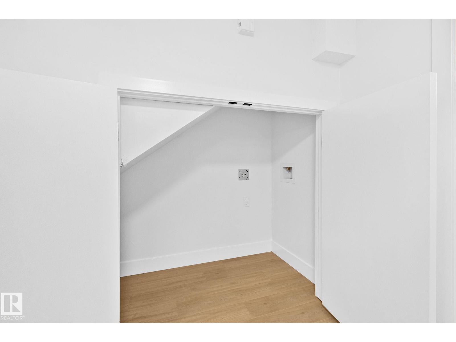 Unknown Address, ,    - Photo 37 - E4483596