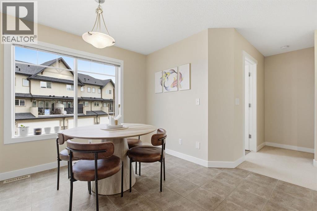 71 Cimarron Vista Gardens, Okotoks, Alberta  T1S 0G3 - Photo 16 - A2303911