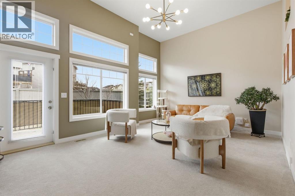 71 Cimarron Vista Gardens, Okotoks, Alberta  T1S 0G3 - Photo 5 - A2303911