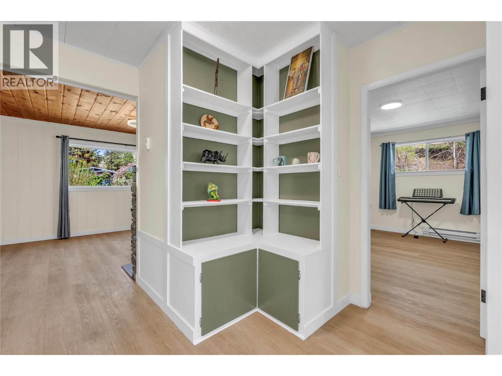 4609 6th Avenue, Okanagan Falls, British Columbia  V0H 1R5 - Photo 8 - 10384718