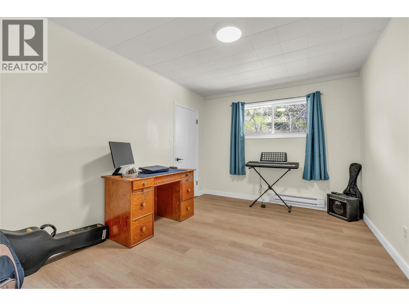 4609 6th Avenue, Okanagan Falls, British Columbia  V0H 1R5 - Photo 9 - 10384718